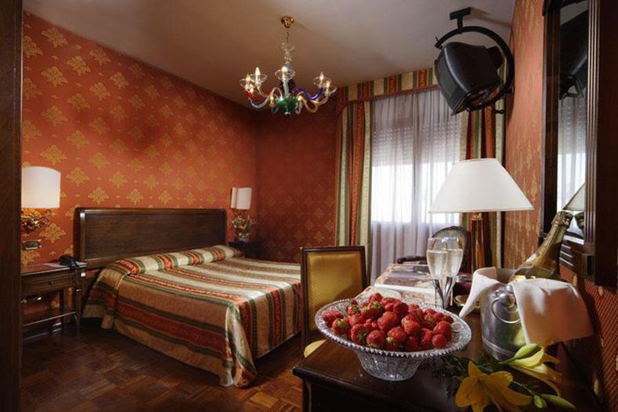 Venice Hotel Villa Dori Room photo